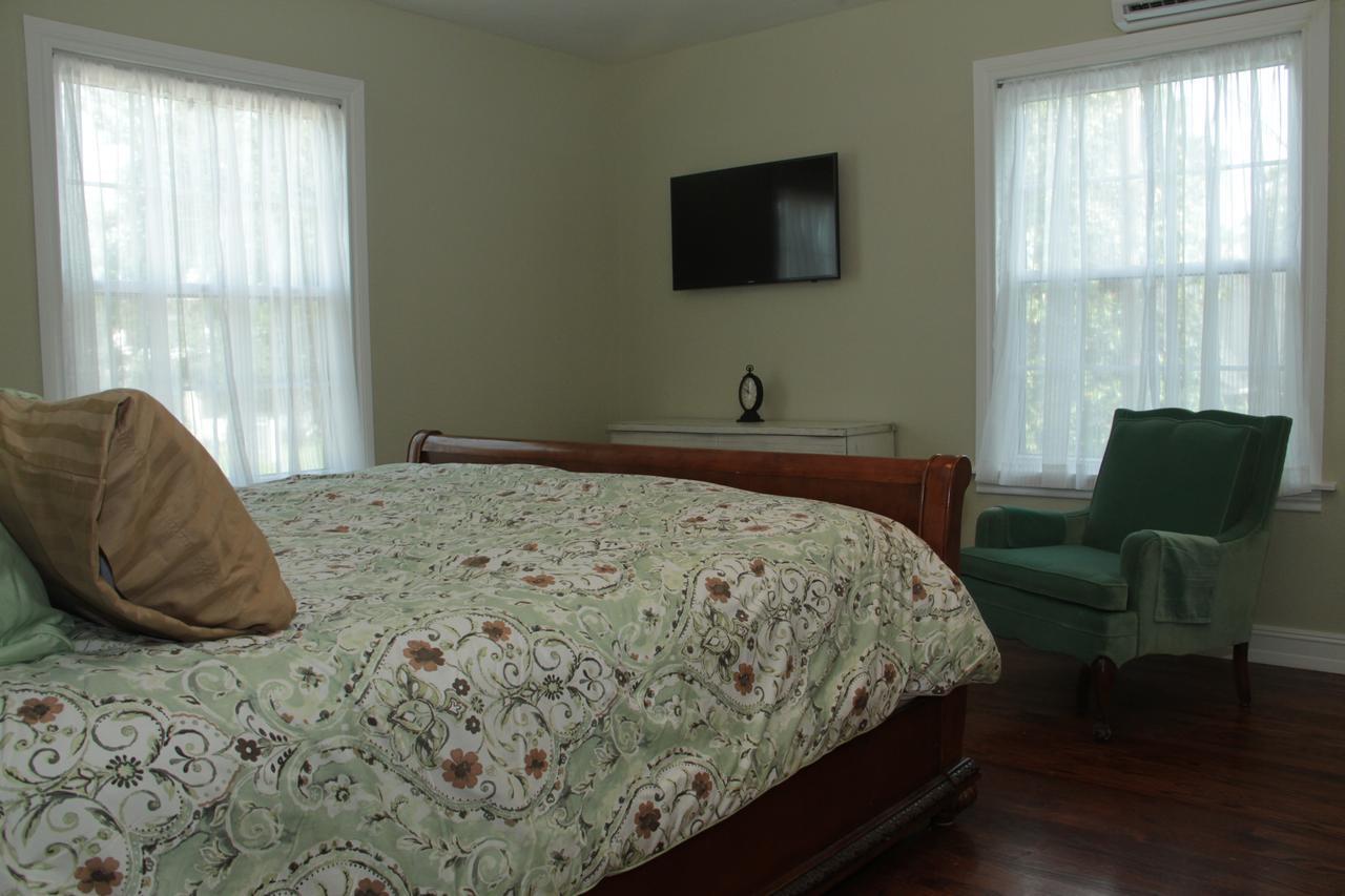 The Oaks Bed And Breakfast Sulphur Springs Eksteriør bilde
